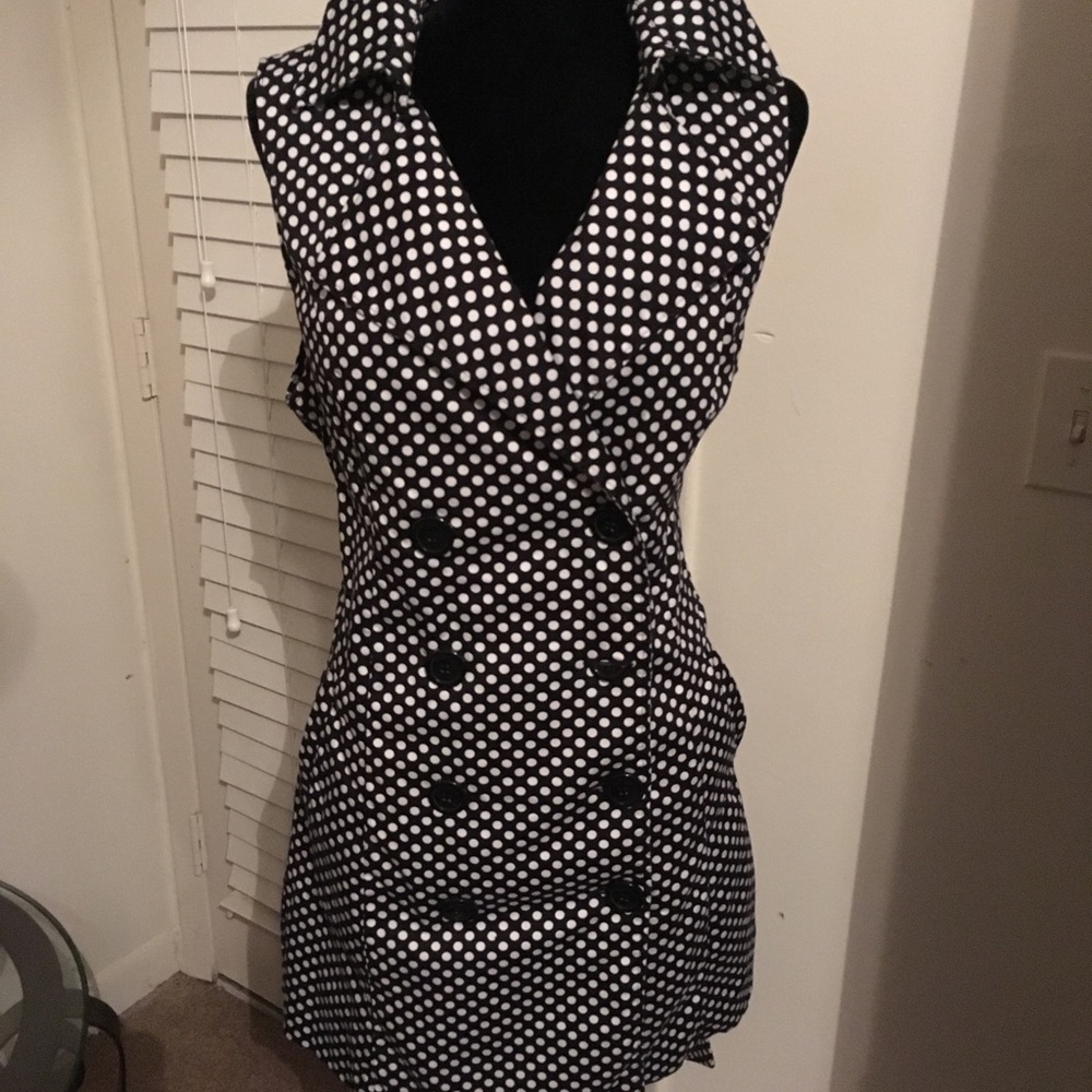Black and white sleeveless dress.